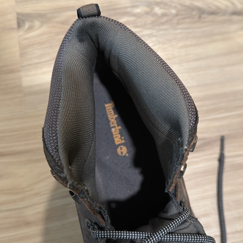 Men’s Timberland Hiking Boots. - Picture 8 of 10